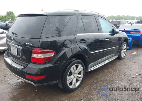 2009 Mercedes-Benz Ml 350 4Matic z USA, uszkodzony, nr VIN 4JGBB86E99A520351